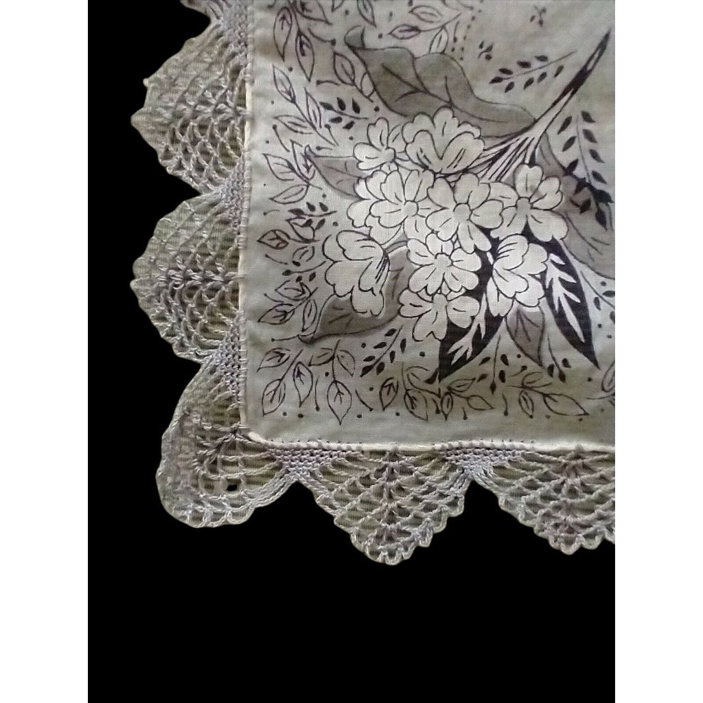 Vintage Japanese Lace Batist Hand Roll Women's Hanky Gray/White/Black Florals